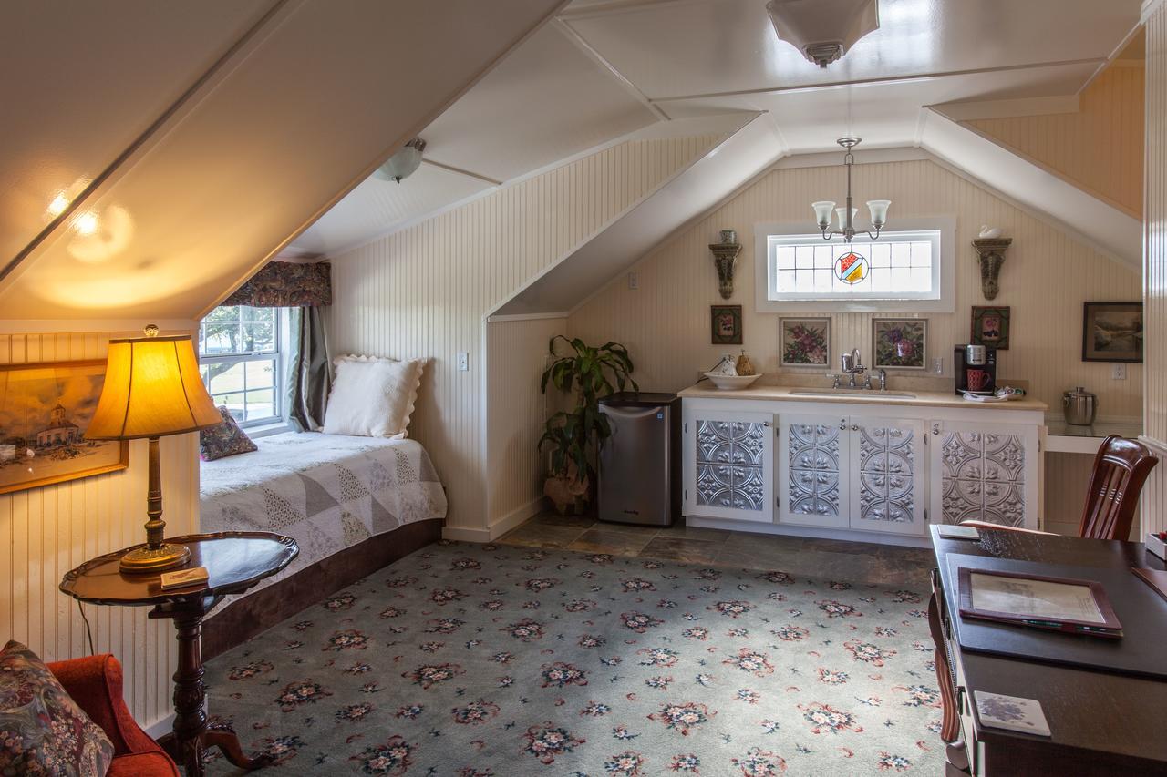 Rose Hill Retreat Aaa Four Diamond Inn Stonewall Esterno foto